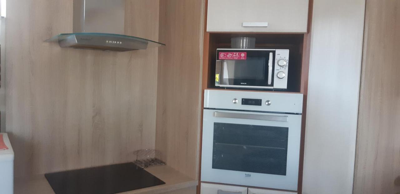 Apartman Yvet Sucany ภายนอก รูปภาพ