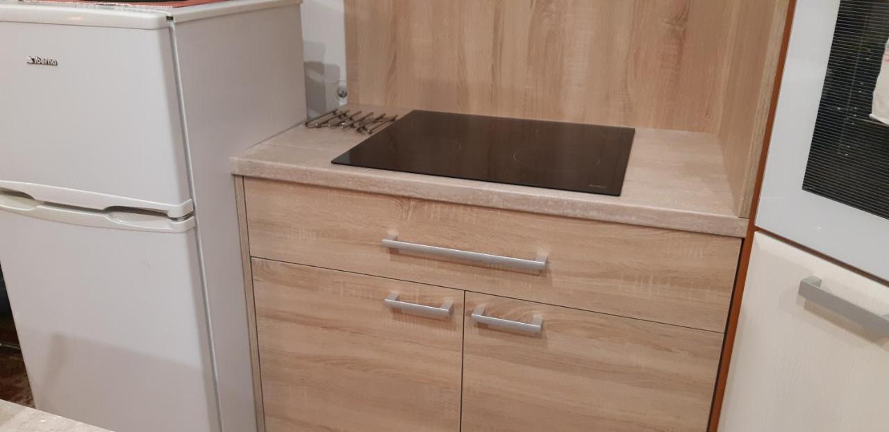 Apartman Yvet Sucany ภายนอก รูปภาพ