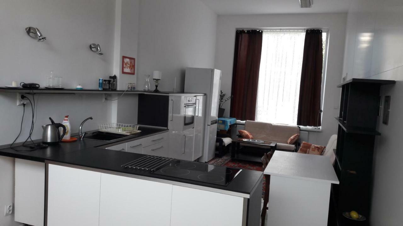 Apartman Yvet Sucany ภายนอก รูปภาพ