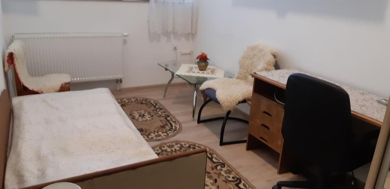 Apartman Yvet Sucany ภายนอก รูปภาพ